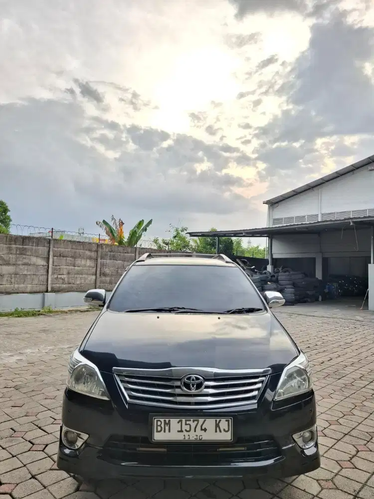 Innova 2011 G bensin manual