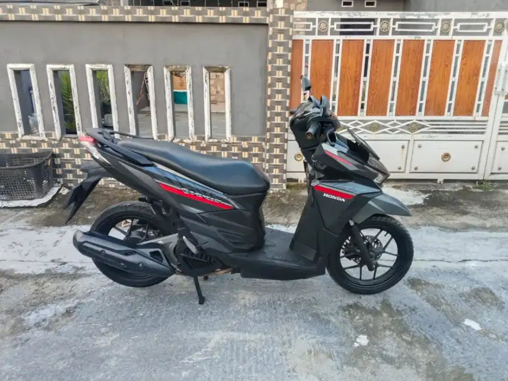 Honda Vario 125cc tahun 2017 mesin cvt halus siap pakai di Tangerang