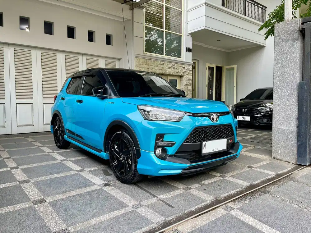 Toyota Raize 1.0 Turbo GR AT 2023 Twotone Istimewa
