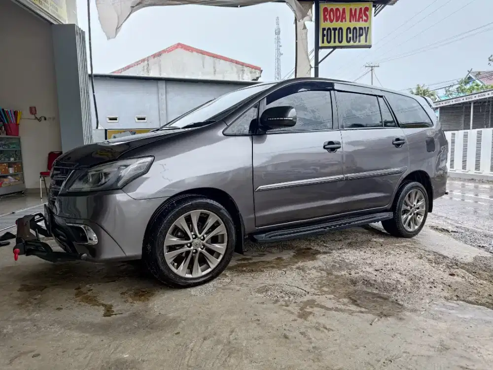 Toyota Innova 2012 Diesel