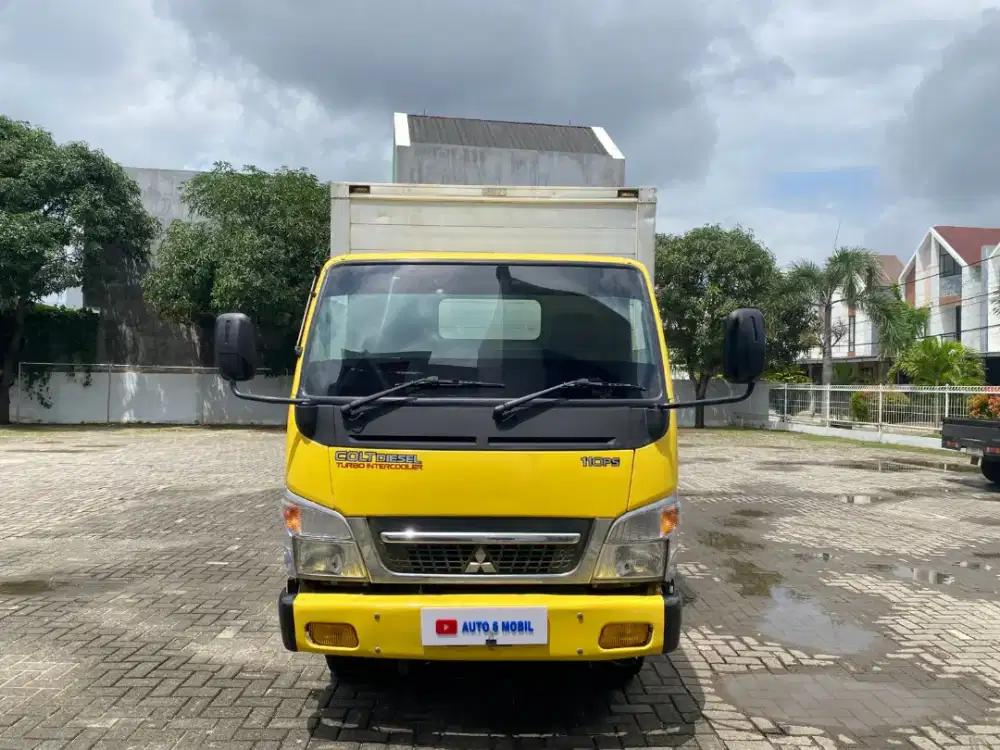 CANTER FE73 BOX 2020 KM LOW 190 ASLI