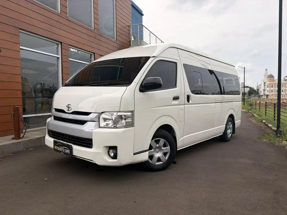 JUALCEPAT! Toyota Hiace 2.5 Coummuter MT 2019 MOBIL BAGUS SIAP PAKAI