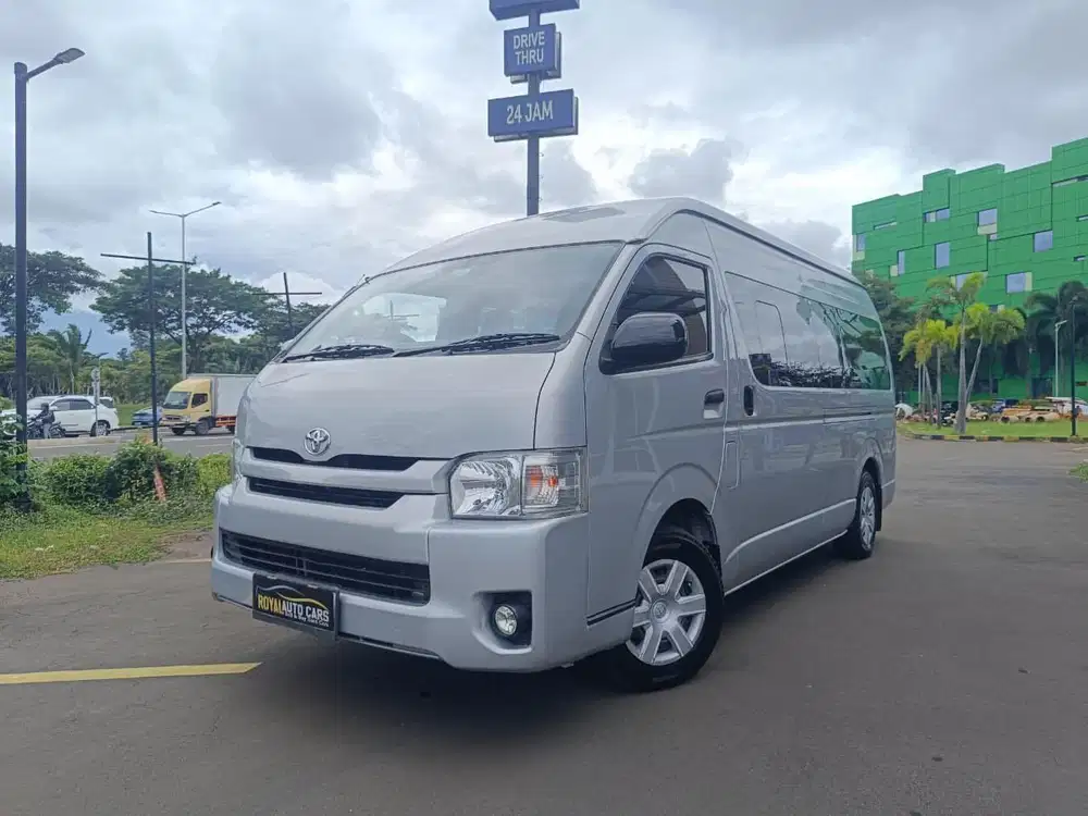 JUALCEPAT! Toyota Hiace 2.5 Commuter MT 2018 MOBIL BAGUS SIAP PAKAI