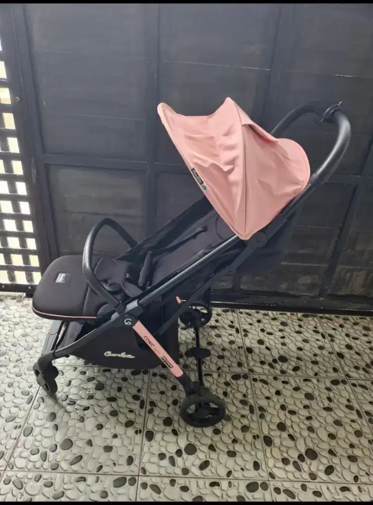 di jual stroller cocolatte iconic auto pink