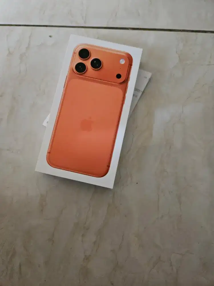 Iphone 17 promax 256GB orange cosmic