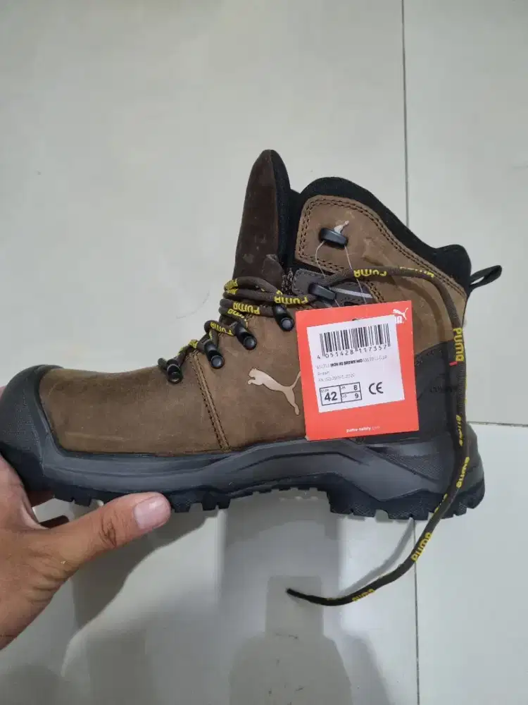 Sepatu Safety Puma