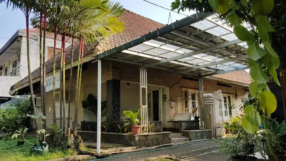 Rumah Antik Ditengah Kota Bogor LT 924m2 dan LB 157m2 Posisi Sangat St