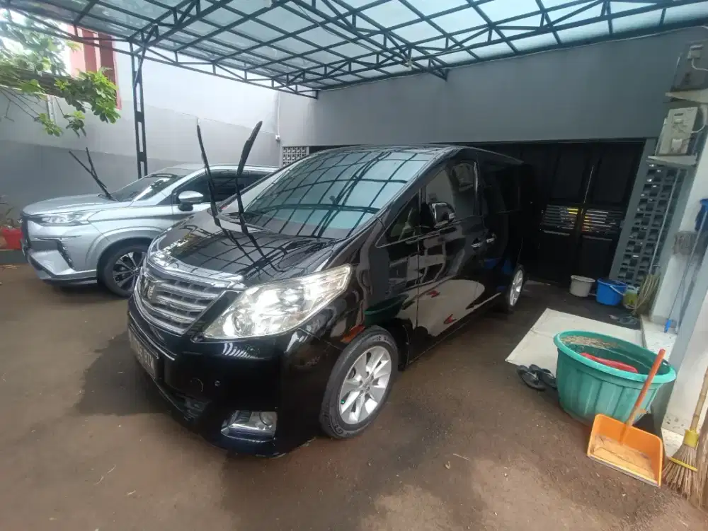 Toyota Alphard 2012 Bensin