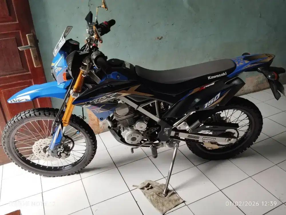 KLX 150 BF SE (spesial edisi)