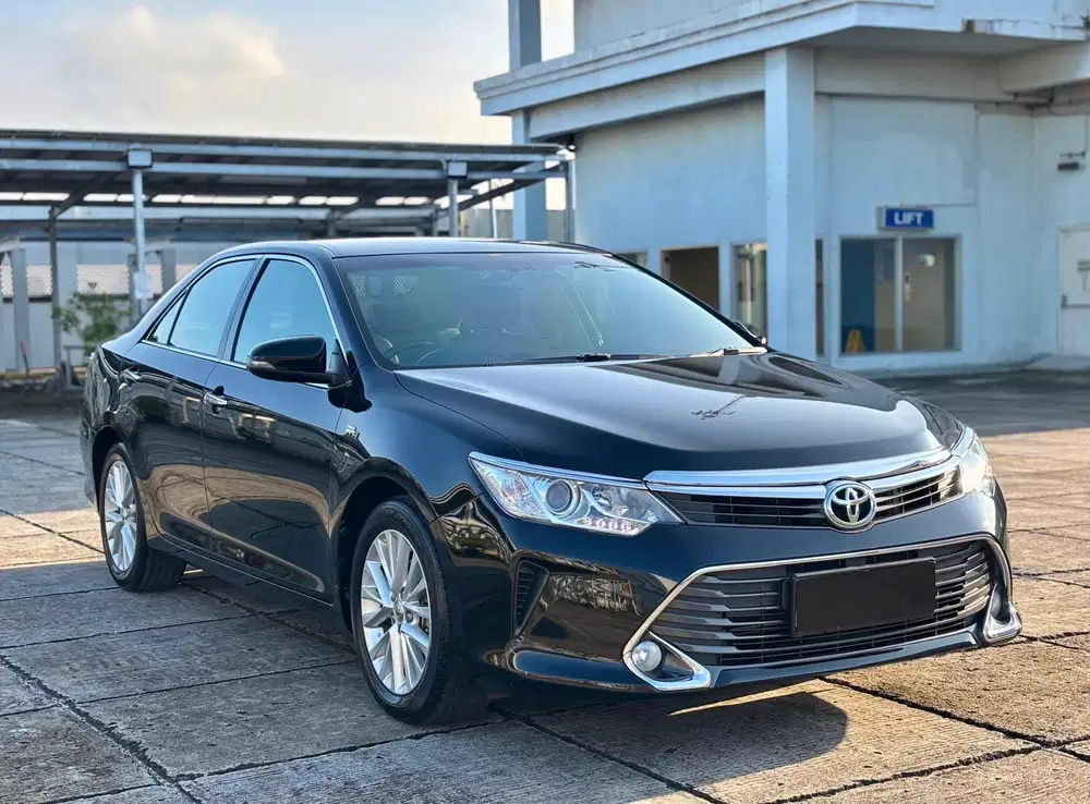 [LOW KM 15.000] TOYOTA CAMRY V AT 2015 HITAM ISTIMEWA TT 2017
