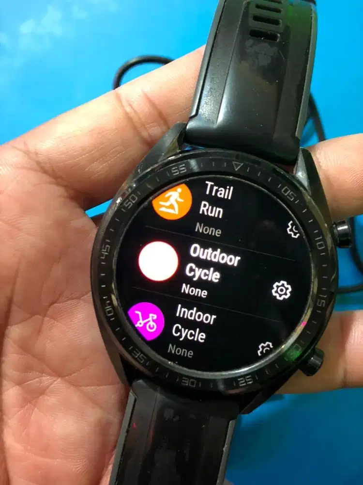 Jam huawei gt 1 bekas normal