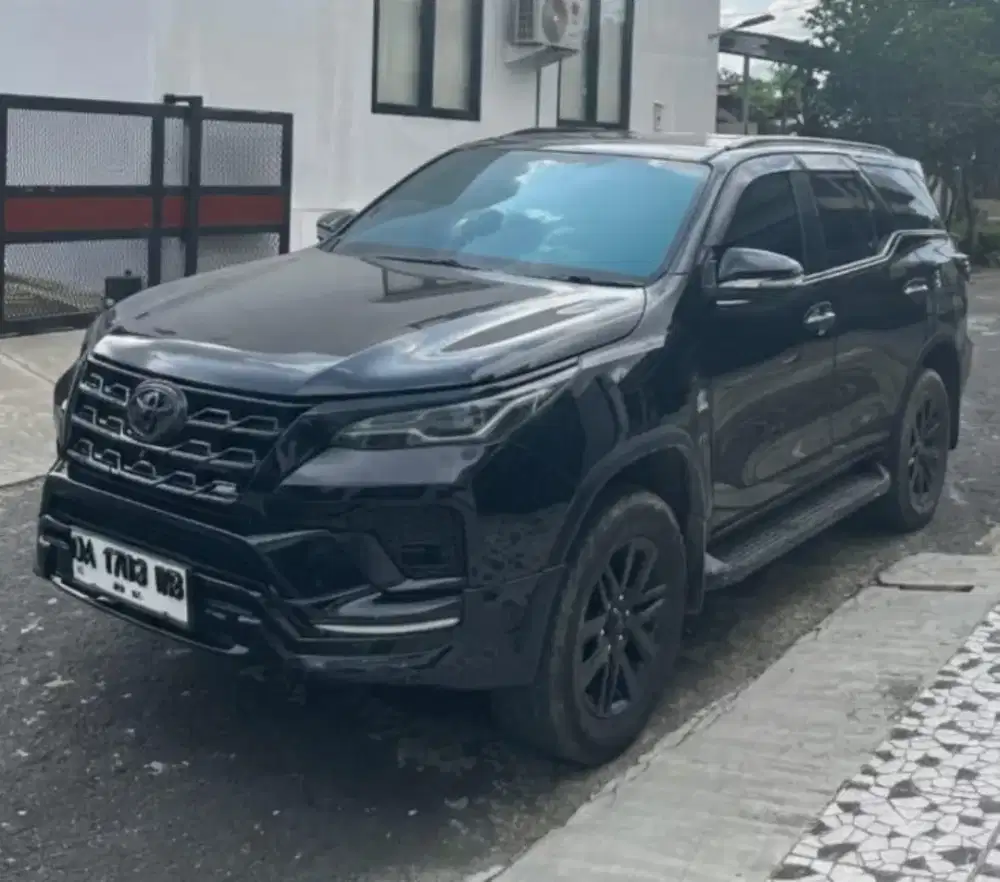 Dijual Fortuner 2.7 SRZ matic 2016.