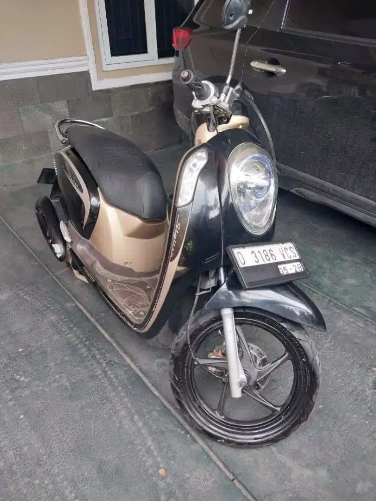 Jual Cepat motor Honda Scoopy 2013