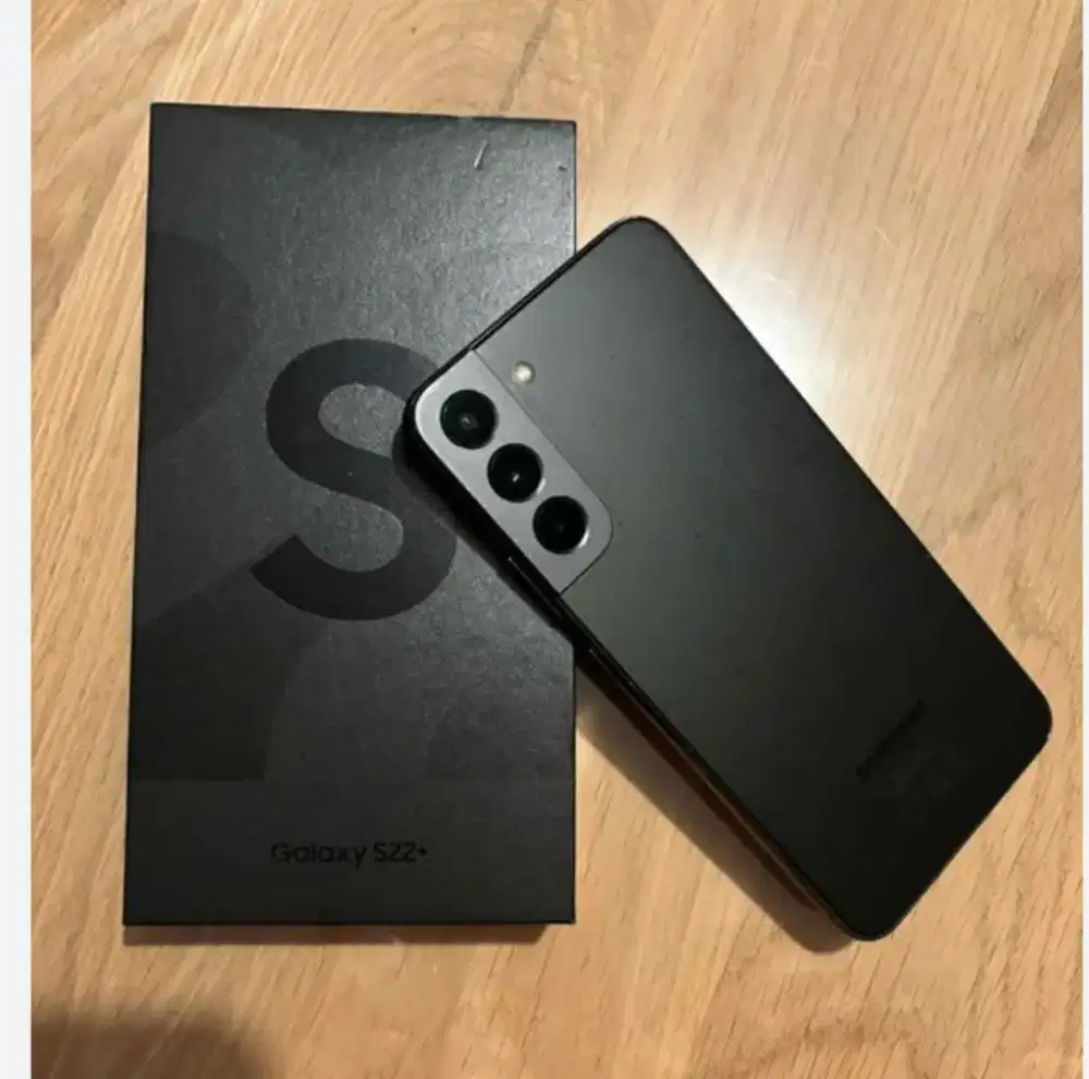 Murah hp samsung S22 + plus 5G 8/256 lkp, bs TT