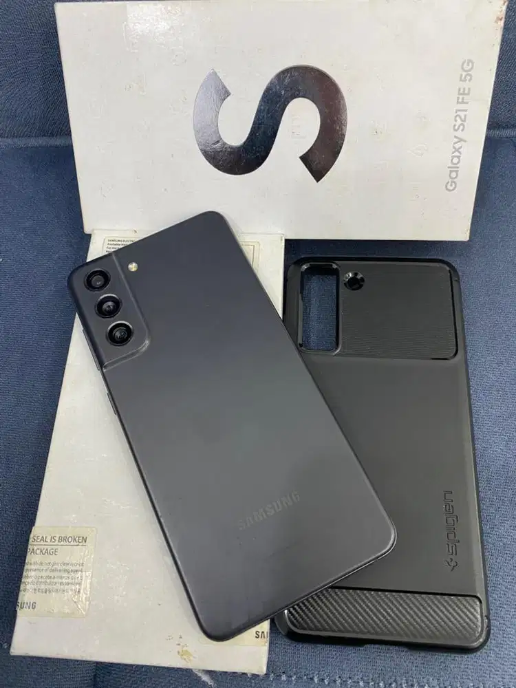 Samsung S21 Fe 5G , Graphite , 8/256GB Sein (green line 1 helai)