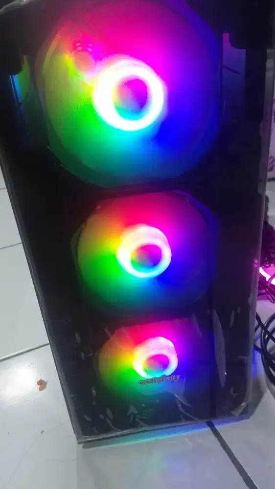 Casing 4fan rgb + heatsing fan rgb Intel