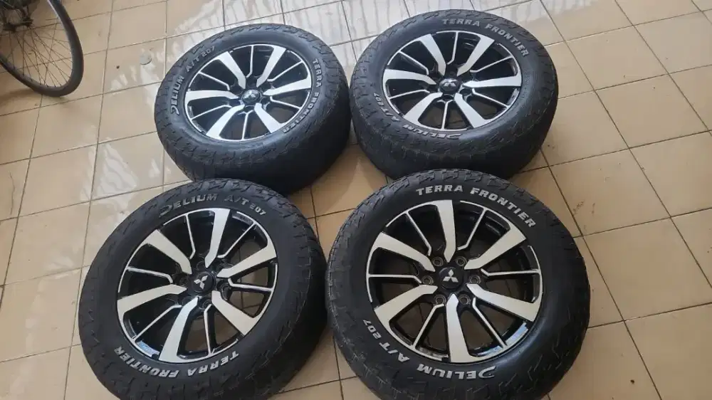 Velg oem asli pajero sprot dakar copotan komplit ban 265 60 R18 nk2022
