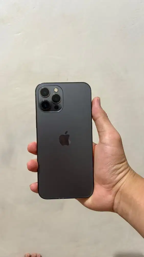 For sale Iphone 12 promax