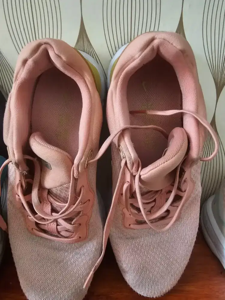 Sepatu Nike 3 pasang