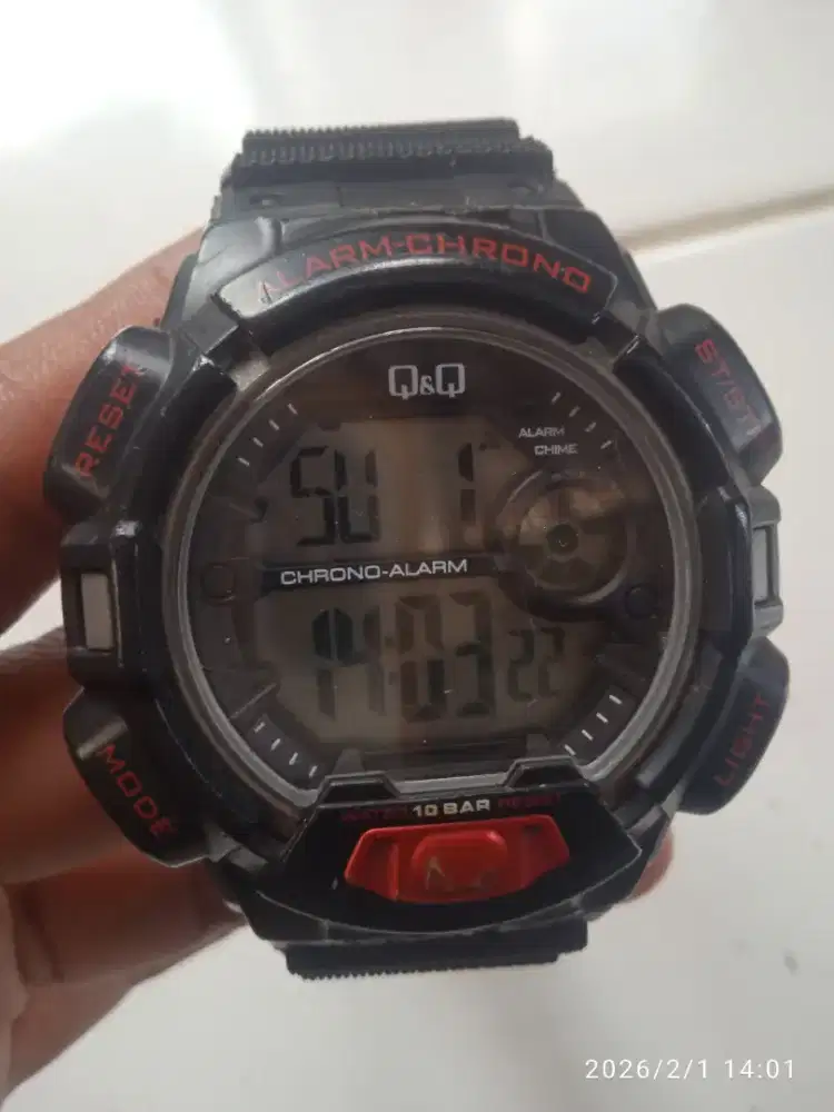 Jam tangan digital qnq