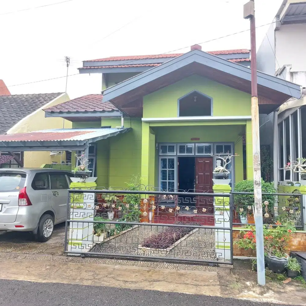 DI JUAL RUMAH dengan sertifikat SHM, kawasan strategis