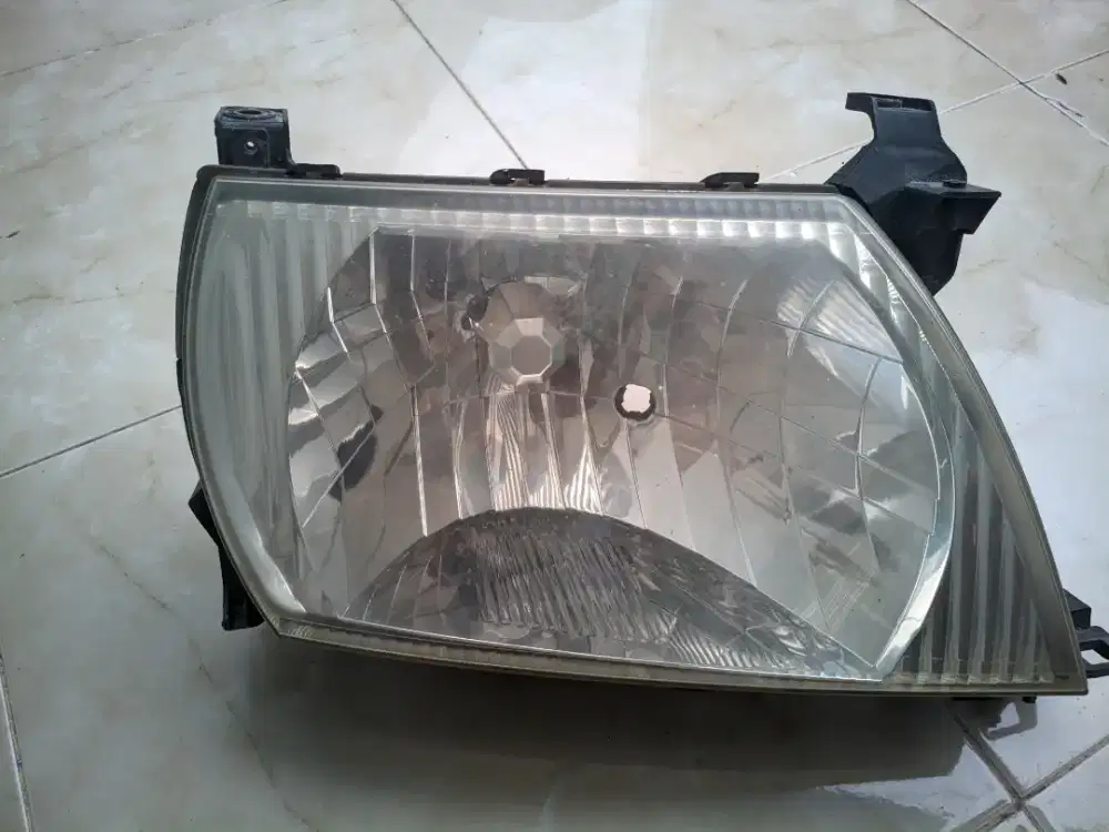 HEADLAMP KANAN ORIGINAL KIJANG KAPSUL 2002-2004