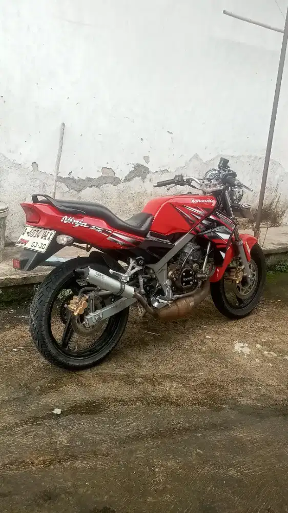 Kawasaki ninja r 2015