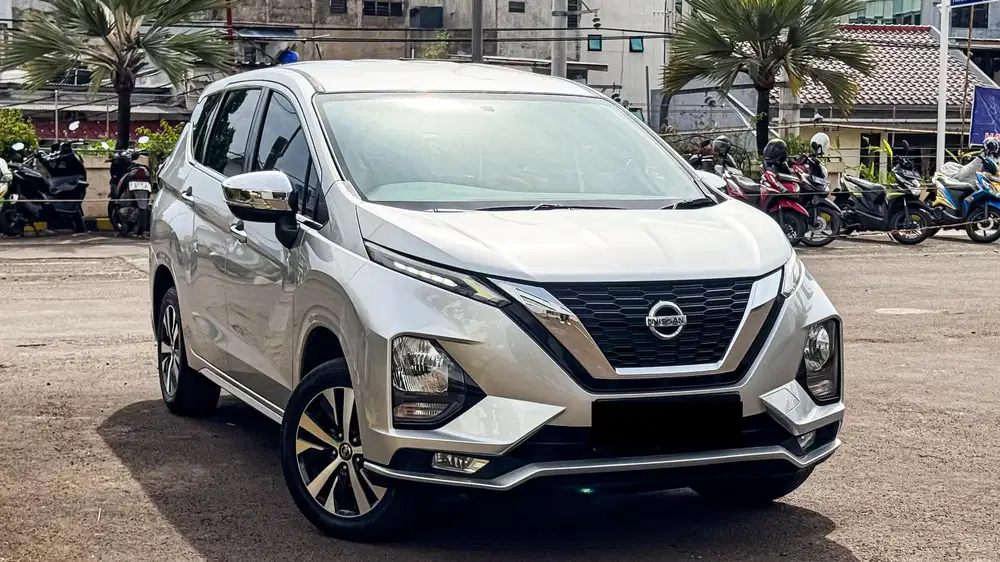 Nissan Livina VL 1.5 AT 2019 Abu Silver metalik