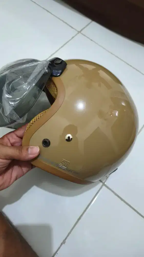 Helm Bogo Classic kulit