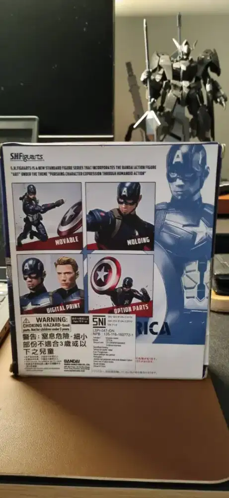 S.H.F Captain America Civil War BIB (Ex Display)