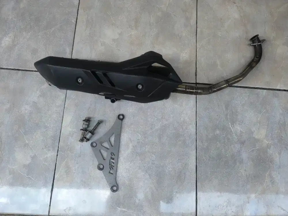 Knalpot mdm vario 160 pcx 160 + breket PNP stylo