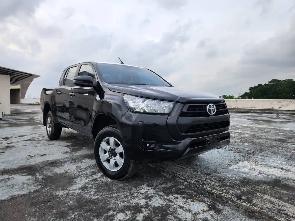 TOYOTA HILUX E 4X4 MT 2022