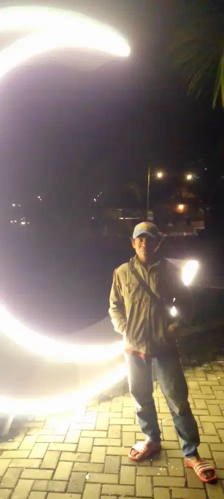 Saya butuh pekerjaan jualan mangkal..