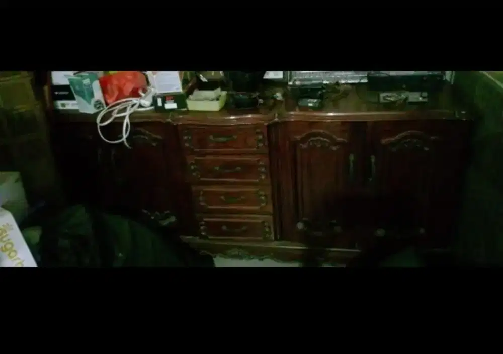 Dijual Bufet Kayu Jati