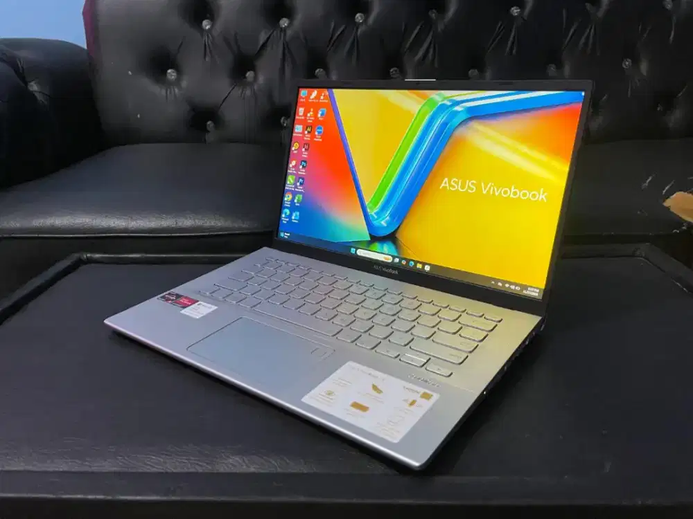 Terima jual beli laptop bekas macbook bekas iPad rusak atau matot