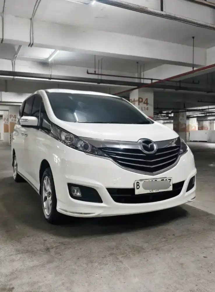 Mazda Biante Skyactiv 2017