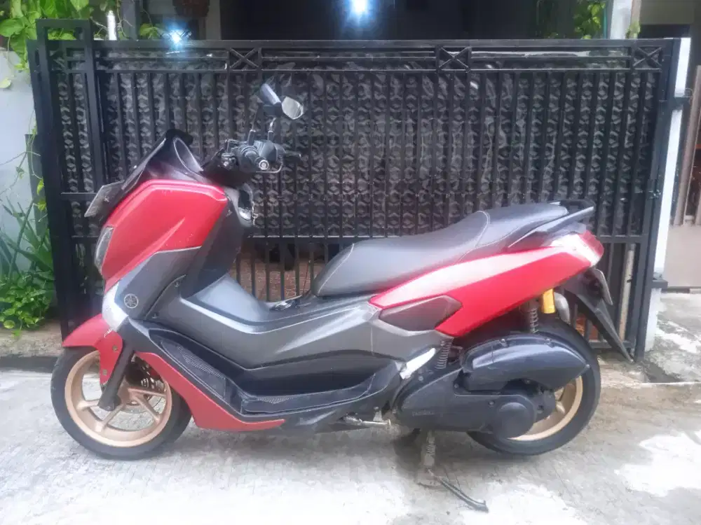 Yamaha Nmax OLD Thn 2017 Full Standaran Siap Pakai Luar Pulau