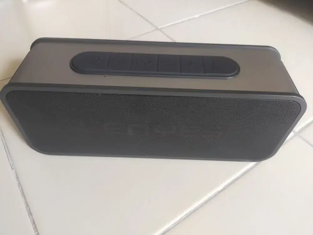 Speaker mic lenyes bass karaoke