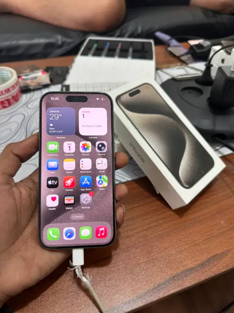 IPHONE 15 PRO 256GB IBOX