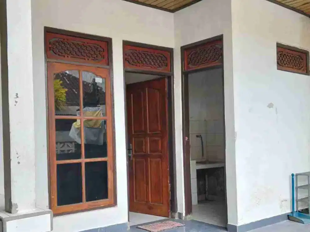Jual Rumah Luas 200m2 di Panjer Waturenggong