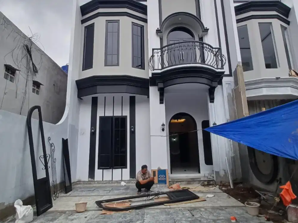Rumah Mewah Dijual Brand New Di Jagakarsa Akses 2 Mobil