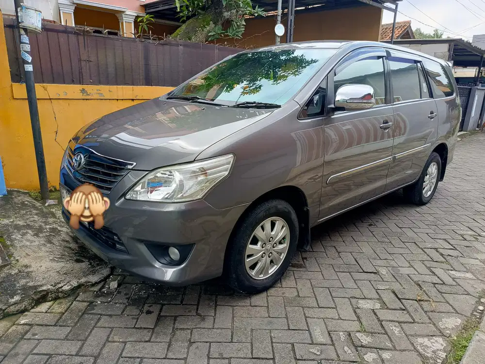 Toyota Kijang Innova 2012 Bensin