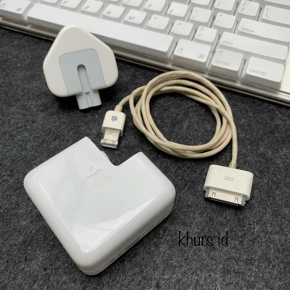 charger ipod classic firewire to 30pin 2001 original apple
