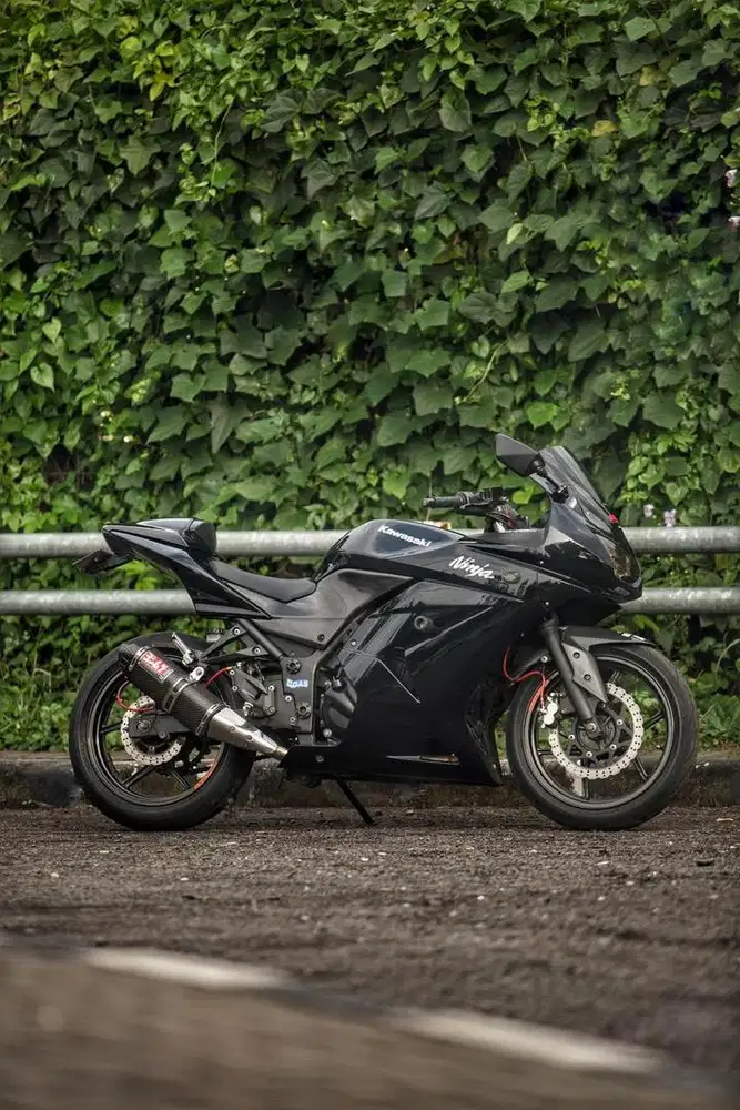 Ninja 250 karbu 2009 hitam