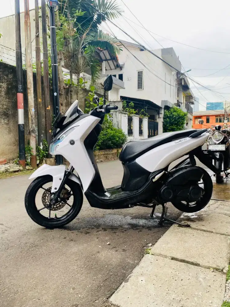 Yamaha Lexi 125 Vva th 2020 gresss siap pakai