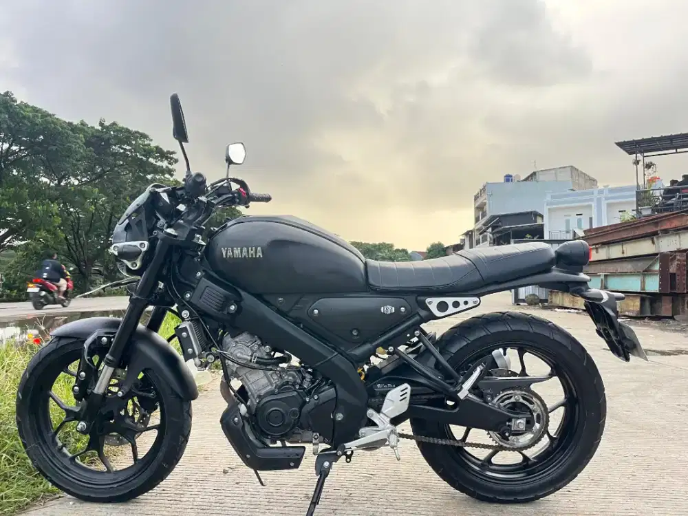 YAMAHA XSR TAHUN 2020 MOTOR BAGUS SS LNGKP ASLI
