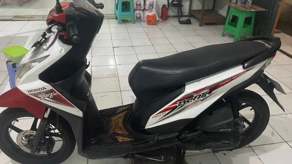 Dijual Cepat Honda Beat tahun 2015