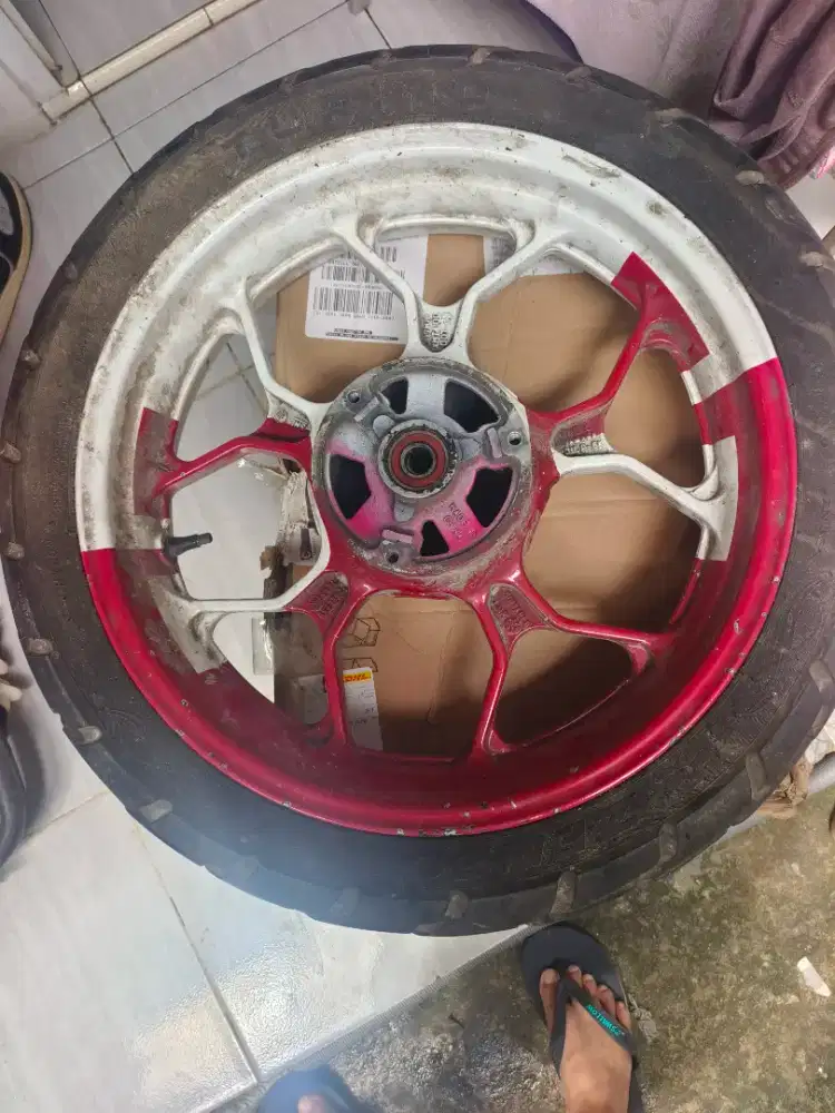 Velg belakang copotan MT25