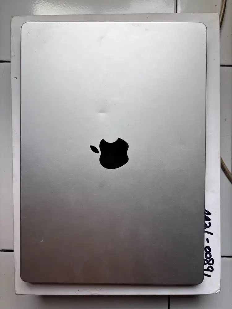 Macbook pro M1 2021 14inch 16/512