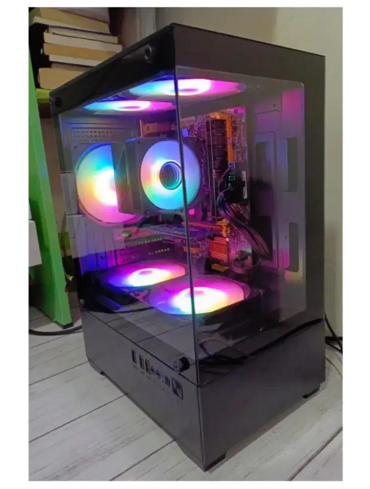 Jual CPU Gaming Intel Core i3 Ram 16GB, SSD 1 TB.
Baca Keterangan.